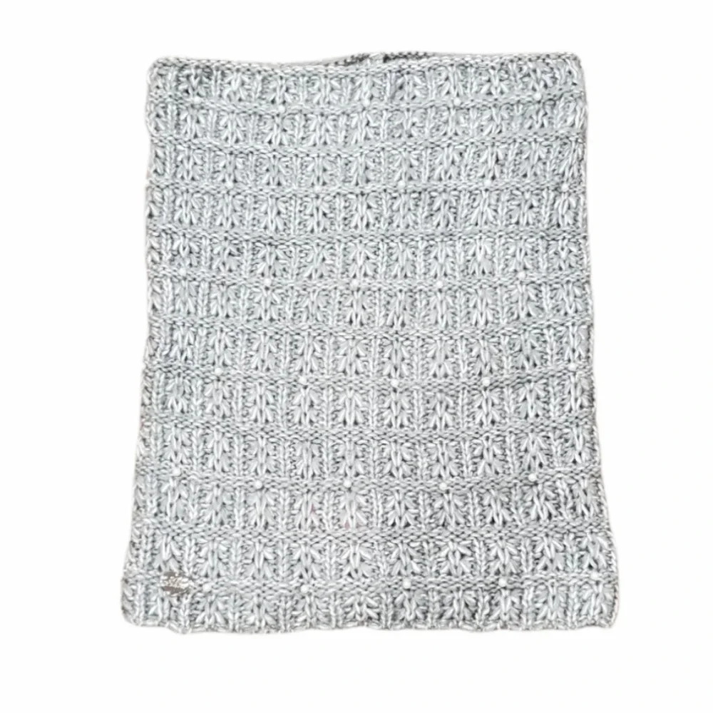 Betsey Johnson Gray Pearl Knit Neck Warmer